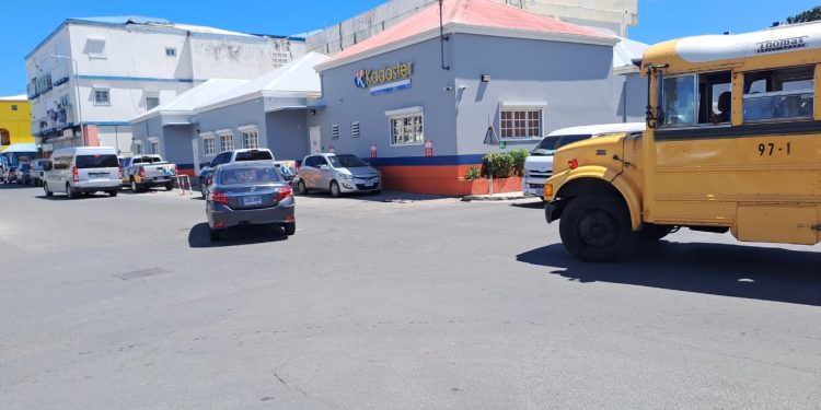 Las preocupaciones sobre la seguridad del tráfico en Oranje Primary School exigen una acción inmediata, afirma la WITU