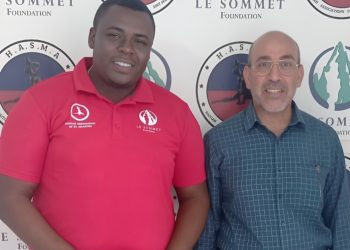 Promoción de la agricultura sostenible en St. Maarten: el presidente Fabio Doralice se reúne con el especialista agrícola Dr. Ali El-Kharbotly