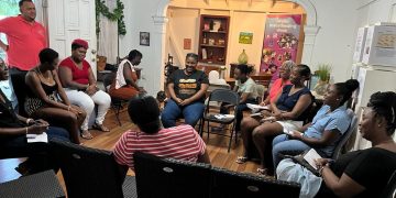 La sesión de mamá a mamá de Youth Health Care es fructífera