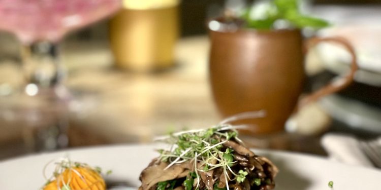 St. Maarten Flavors abre con el menú 2023 presentado por la revista VISIT