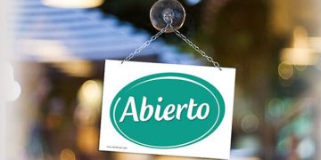 Negocios que pueden permanecer abierto este martes