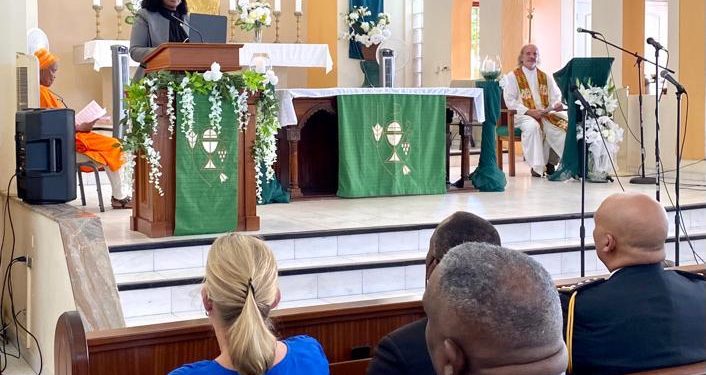 En Conmemoración de la Semana de la Policía: Honrando a los Guardianes de Nuestras Comunidades