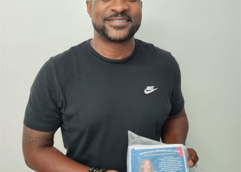 La Parlamentaria Romou felicita y muestra gratitud a todos los maestros a través de su segunda iniciativa anual de folletos de cupones “Amar a nuestros maestros en voz alta”