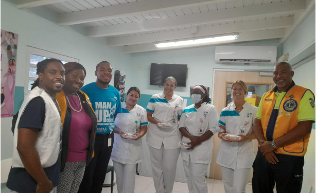En honor al Mes de Concientización sobre el Cáncer de Mama, Sint Maarten South