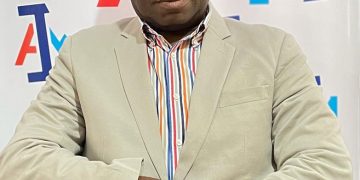 El Presidente de Democratic Party (DP), Achken R. Richardson, habla sobre la renuncia de Shirley Hilaire