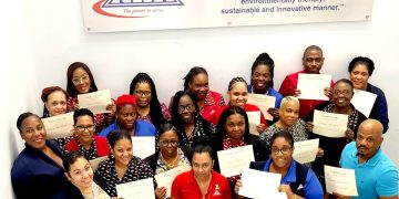 La gerencia y el personal de NV GEBE completaron con éxito un retiro legendario de servicio al cliente