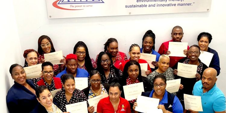 La gerencia y el personal de NV GEBE completaron con éxito un retiro legendario de servicio al cliente