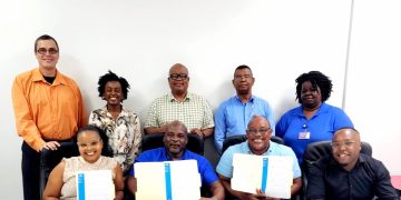 NV GEBE y SMCU Union llegaron a un acuerdo histórico sobre aumentos de mérito después de 8 meses de negociaciones