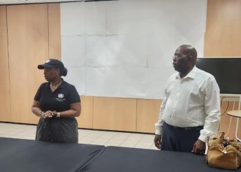 El Ministerio de Justicia organiza una reunión sobre transporte en autobús para abordar los desafíos del tráfico escolar