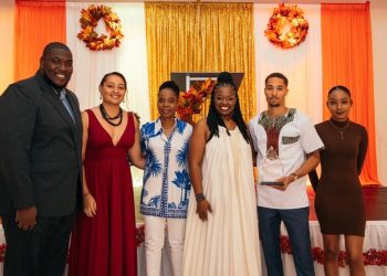 Once (11) ONG homenajeadas en la ceremonia de entrega de premios “Una Noche de Acción de Gracias” por parte de la Ministra de Justicia