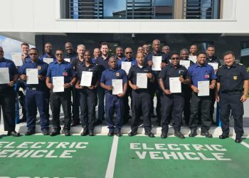 20 Bomberos se gradúan del curso de Mandos Intermedios