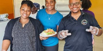 Inicio Fundación dona almuerzo de Navidad a Prince William Alexander School