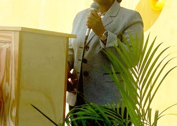 El programa anual de Navidad trae alegría al Centro de Atención Juvenil (MLC) de Miss Lalie