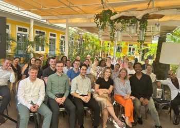 Estudiantes de La Haya profundizan en las ideas políticas de SER Curaçao