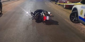 Grave accidente de tráfico en Juancho Yrausquin Blvd que involucra una pasola Yamaha