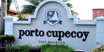 ÚLTIMA HORA: Detectives del RST y Fiscalía ocupados con allanamiento en oficina de Porto Cupecoy