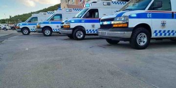 El Departamento de Ambulancia muestra los primeros auxilios inmediatos en caso de heridas de bala