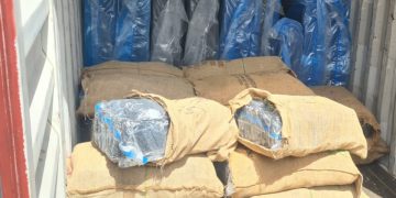 La Aduana de Sint Maarten, en colaboración con la Guardia Costera, interceptó un contenedor con drogas