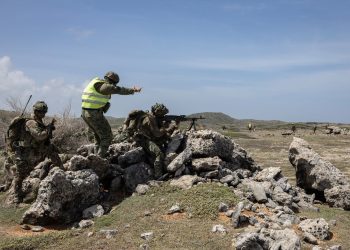 13 Escuadrón de Incursiones de la Infantería de Marina entrenan en Curaçao