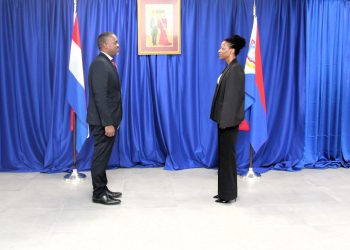 Sint Maarten celebra la juramentación de la Sra. Connor-Thomas como Secretaria General del Ministerio de Asuntos Generales