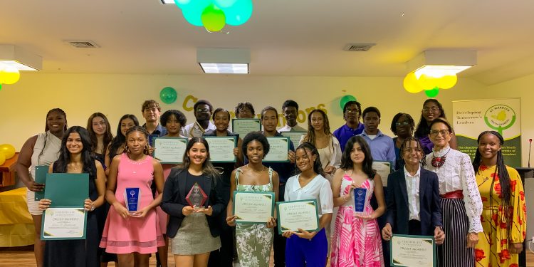 Ceremonia de PREMIOS SMOYA de la Asociación del Consejo Juvenil de St. Maarten