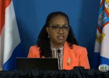 Revisión de las actividades antes de emitir el permiso para un concierto durante el carnaval