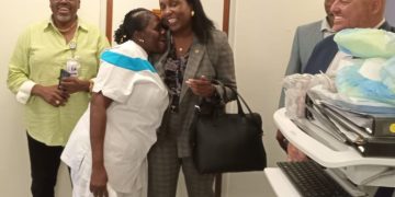 La Ministra Jansen-Webster honra a las enfermeras en el Día Internacional de la Enfermera