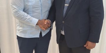 El Ministro Gumbs se reunió con el Primer Ministro de Anguila, Webster
