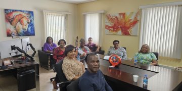 SZV estableciendo el ritmo digital: SVB Curaçao visita Sint Maarten para conocer el portal de empleadores