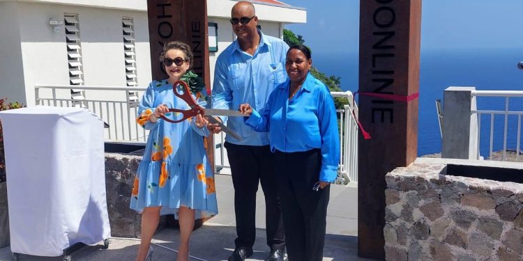 Segunda fase del proyecto de vivienda social Under the Hill oficialmente completado en Saba