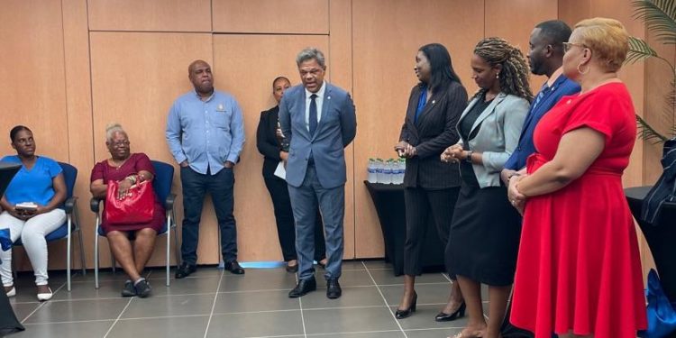 CoM se reúne con mandos intermedios de la organización de la función pública