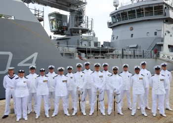 Max Borsboom nuevo comandante Zr.Ms. Pelikaan