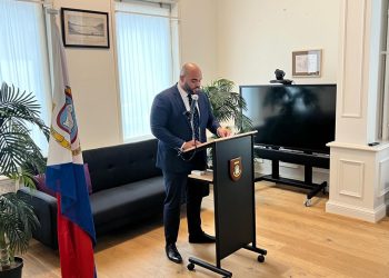 GevMin anuncia el proyecto de base de datos de la diáspora de Sint Maarten