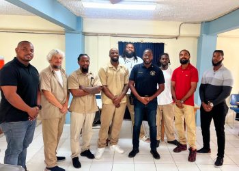 El Ministro Lewis se reúne con la Asociación de Reclusos de la Prisión de Point Blanche y espera abordar cuestiones urgentes a corto plazo