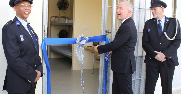 Apertura del Nuevo Extranjero’ Departamento en la JICN