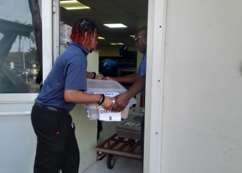 El Registro Civil entregó tarjetas de votación a la Oficina de Correo para las próximas elecciones