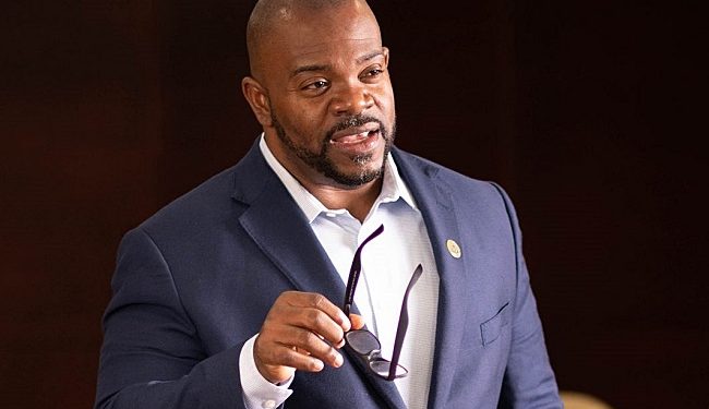 Emmanuel: Debemos estar cansados ​​de ver a la gente vivir así