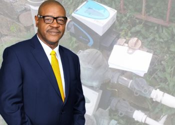 Wilson advierte a GEBE contra cortes de agua en hogares con niños y personas mayores