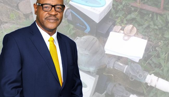 Wilson advierte a GEBE contra cortes de agua en hogares con niños y personas mayores