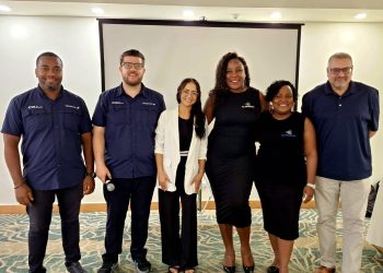 Air Century se asocia con la Oficina de Turismo de St. Maarten y Rising Sun Tours para promover el destino St. Maarten