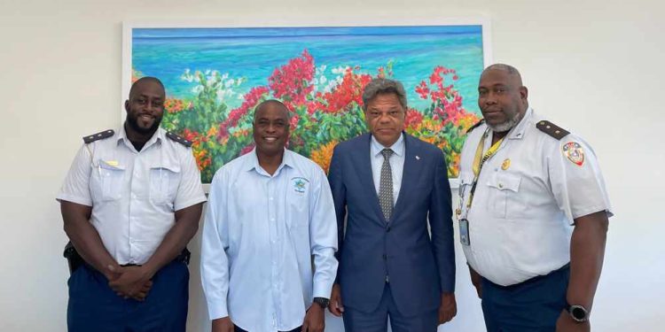 El Primer Ministro Dr. Luc Mercelina se reúne con NAPB St. Maarten para discutir asuntos clave
