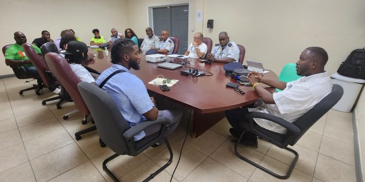 Respuesta a los recientes disturbios en Dutch Quarter y participación comunitaria