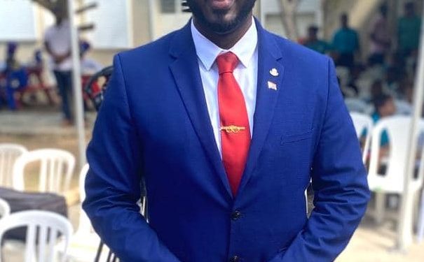 Los estudiantes de PWAS y MLK asistirán a la escuela el martes, Lewis organiza una sesión de motivación para el personal