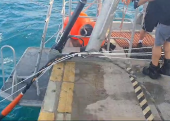 Reparación del cable SMPR-1 de TelEm Group, Los equipos de trabajo lucharon contra mares agitados para el cable costero Link 1