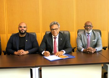 Se firma un acuerdo para el proyecto de gestión de aguas residuales de Sint Maarten: la implementación está lista para comenzar