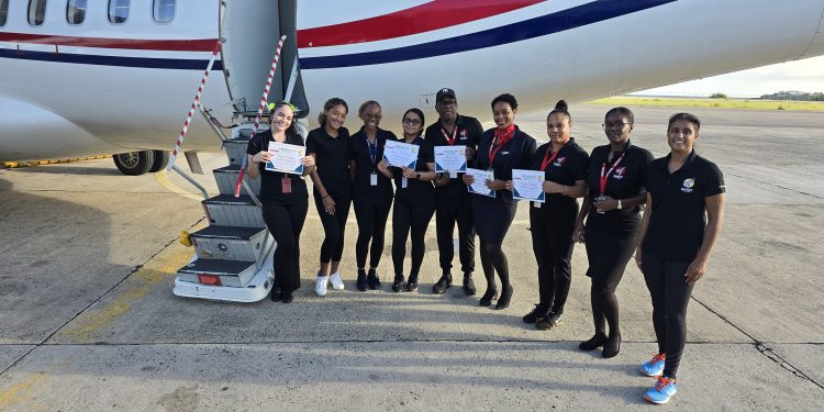 Winair fortalece la seguridad de la tripulación de cabina con un entrenamiento intensivo en defensa personal