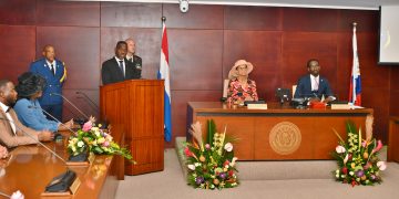 El Parlamento inicia un nuevo año y reconoce a los agricultores locales por su contribución a la comunidad a través de la agricultura y las prácticas agrícolas sostenibles