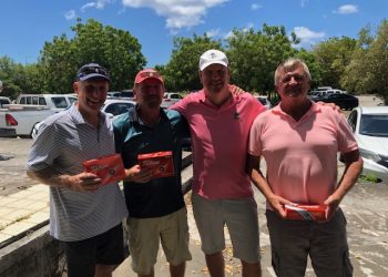 El equipo de Lee Hallam, Scott Sitra y Tony Burn gana el torneo de golf de tres jugadores