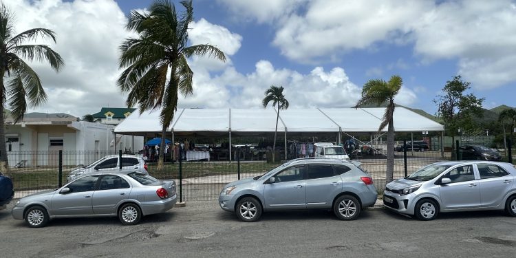 El Parlamentario Ottley insta a la Ministra de TEATT a trasladar a los vendedores al aparcamiento de Clem Labega “Los vendedores están ocultos a la vista en la ubicación actual y están perdiendo ventas”