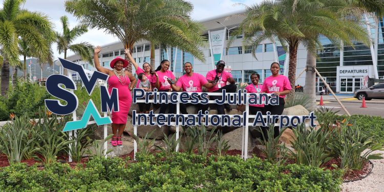 La Caminata del PJIA en Honor al Mes de Concientización sobre el Cáncer de Mama